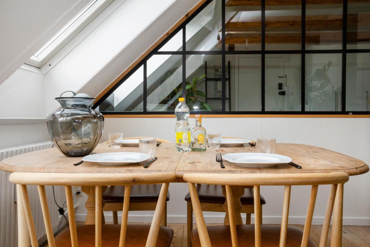 Come Stay In Penthouse With Room For 2-People Århus Eksteriør billede